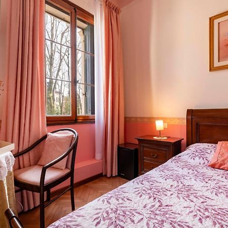 Bed And Breakfast Casa Delle Rose Lido Venezia Lido di Venezia ภายนอก รูปภาพ