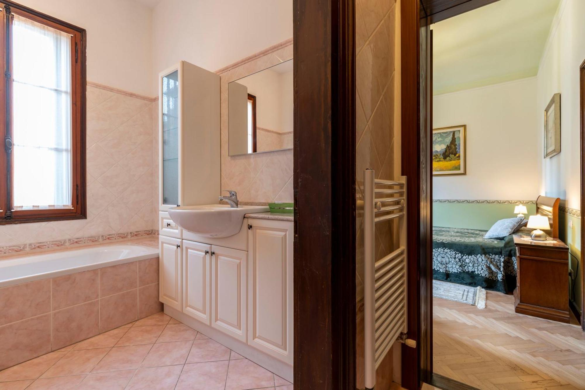 Bed And Breakfast Casa Delle Rose Lido Venezia Lido di Venezia ภายนอก รูปภาพ